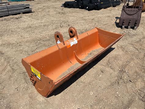 excavator cleanout bucket